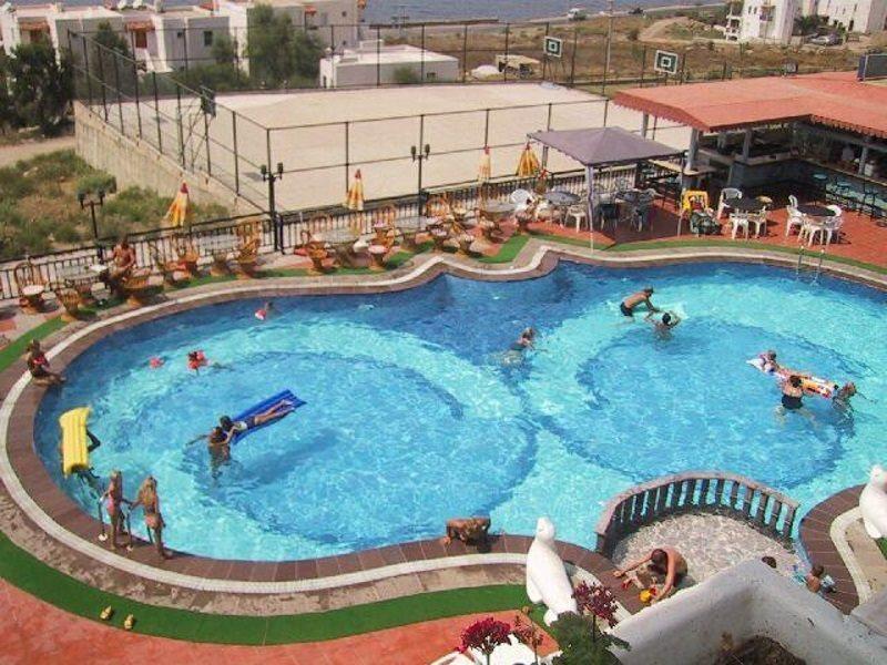 Violin Apartments Turgutreis Eksteriør bilde